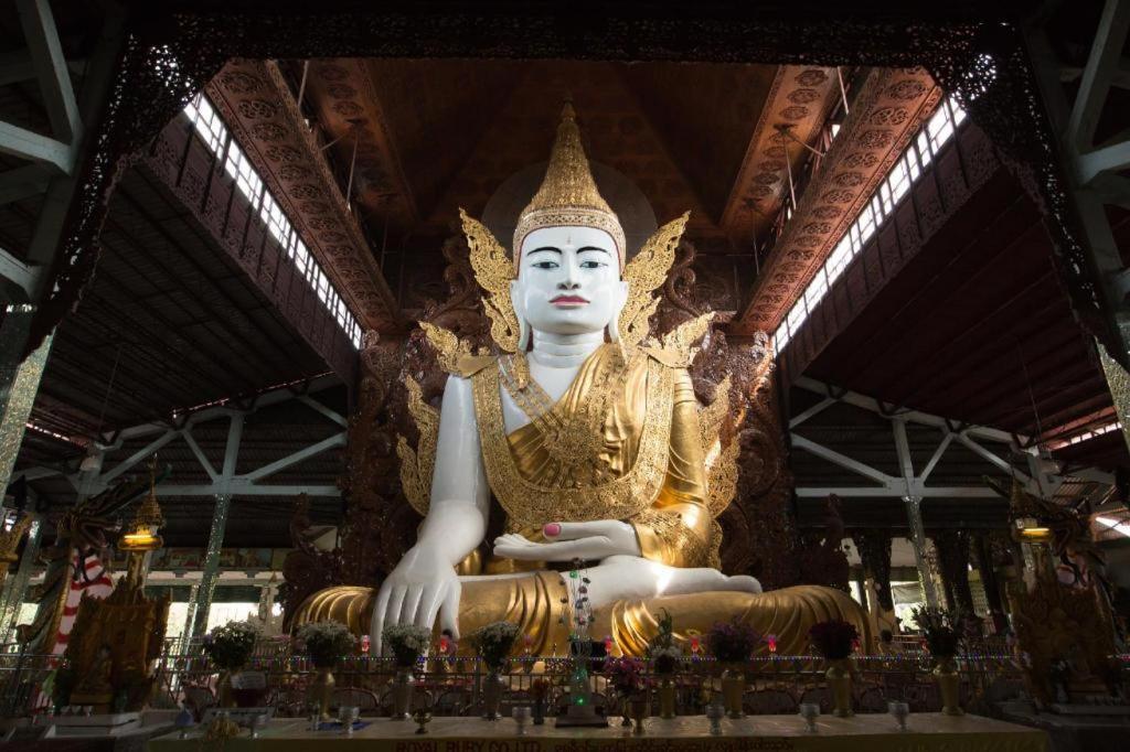 Wishton Hotel Yangon Eksteriør bilde
